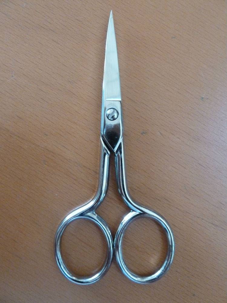 Ciseaux broderie droits 10cm professionnel