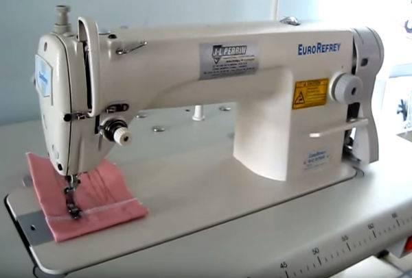 Piqueuse simple entrainement PR8700 EUROREFREY (non coupe-fil)