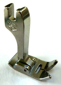 Pied zig zag PFAFF réf 9104352203