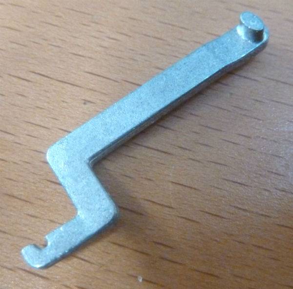 Doigt supérieur tension (coupe fil) réf 413007301