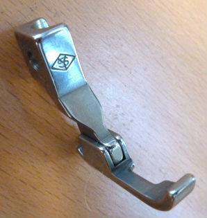 [212001738AD] Pied fermeture branche gauche type DURKOPP 212