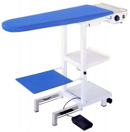 Table a repasser professionnelle COMELUX C (aspirante et chauffante)